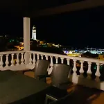Panorama House *